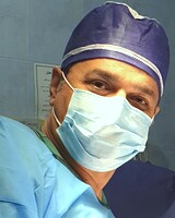 دکتر مجید عینک چی