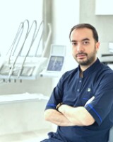 دکتر بامداد برزگر